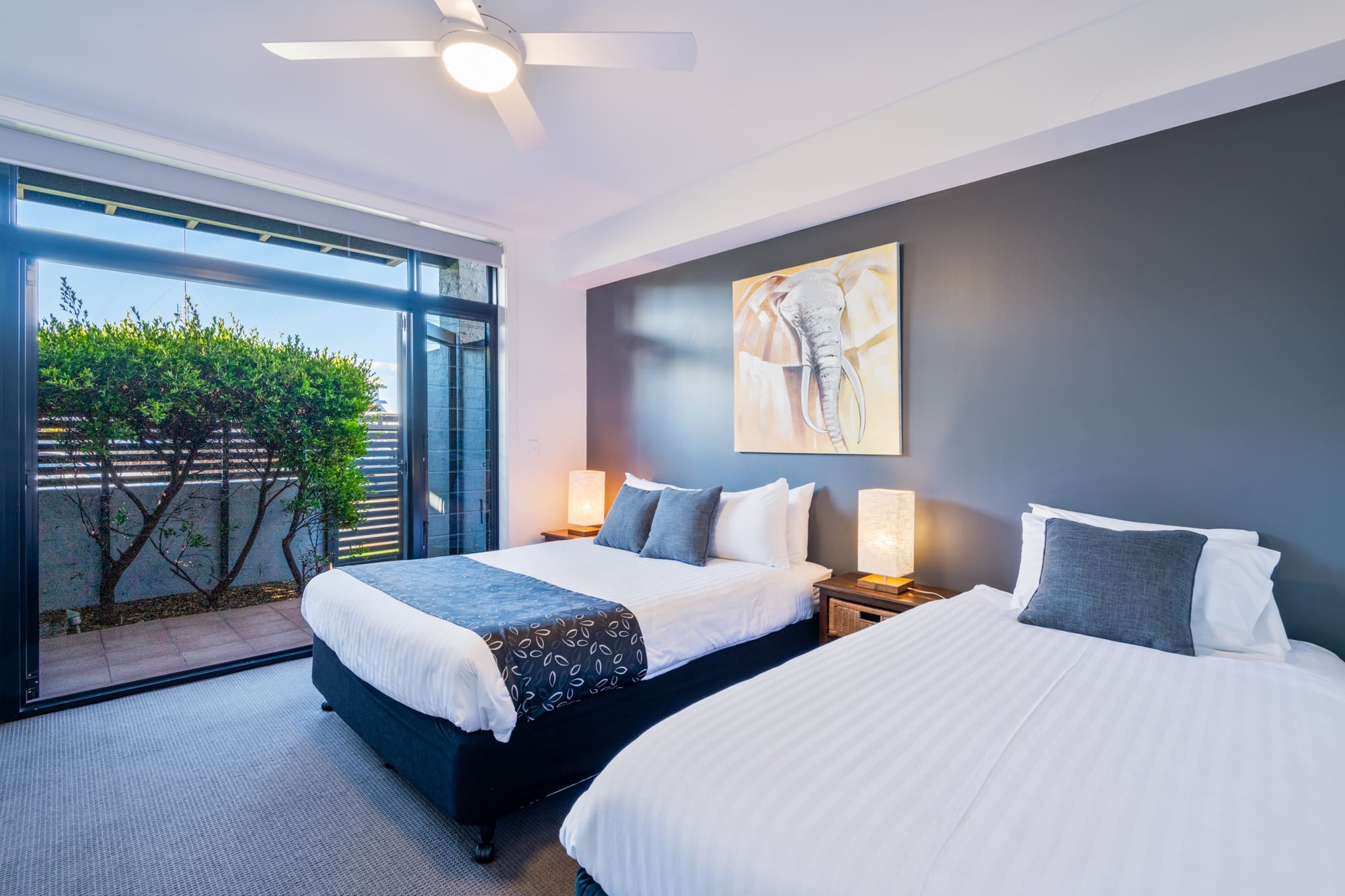 Nautilus Jervis Bay: Queen and single bed in Greenfields apartment Jervis Bay holiday rental 