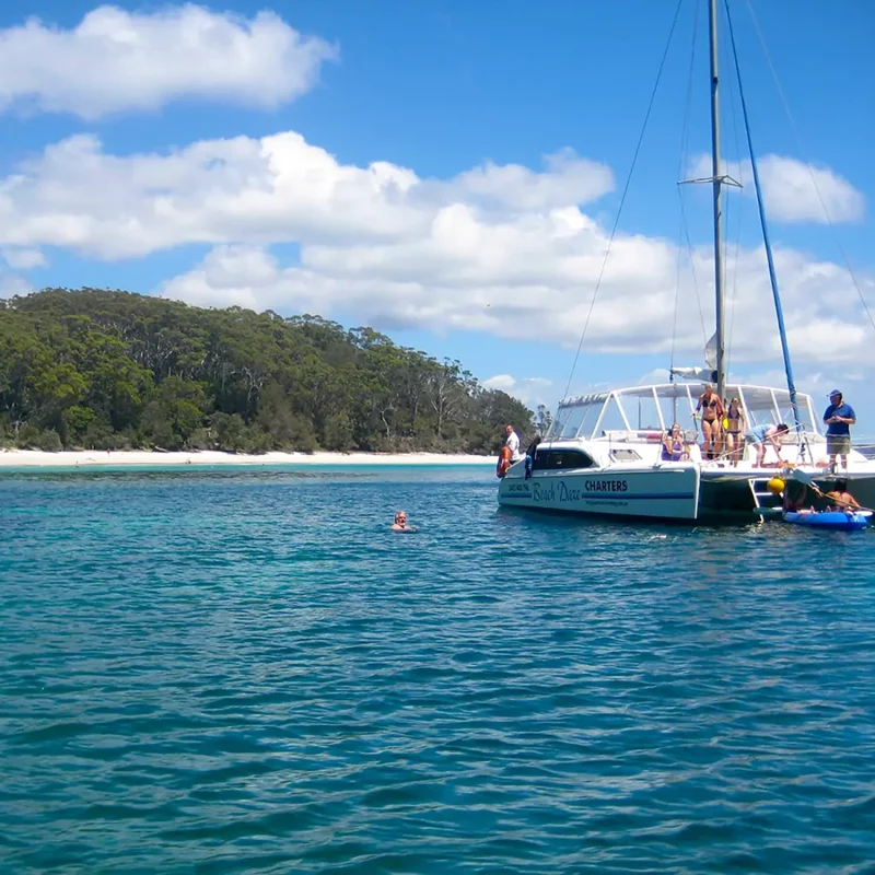 Nautilus Jervis Bay: sail boat in beautiful Jervis Bay